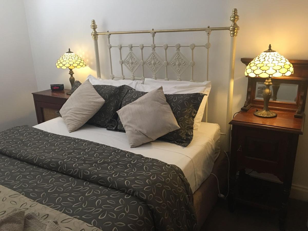 Amy'S House Bed & Breakfast Auburn Екстер'єр фото