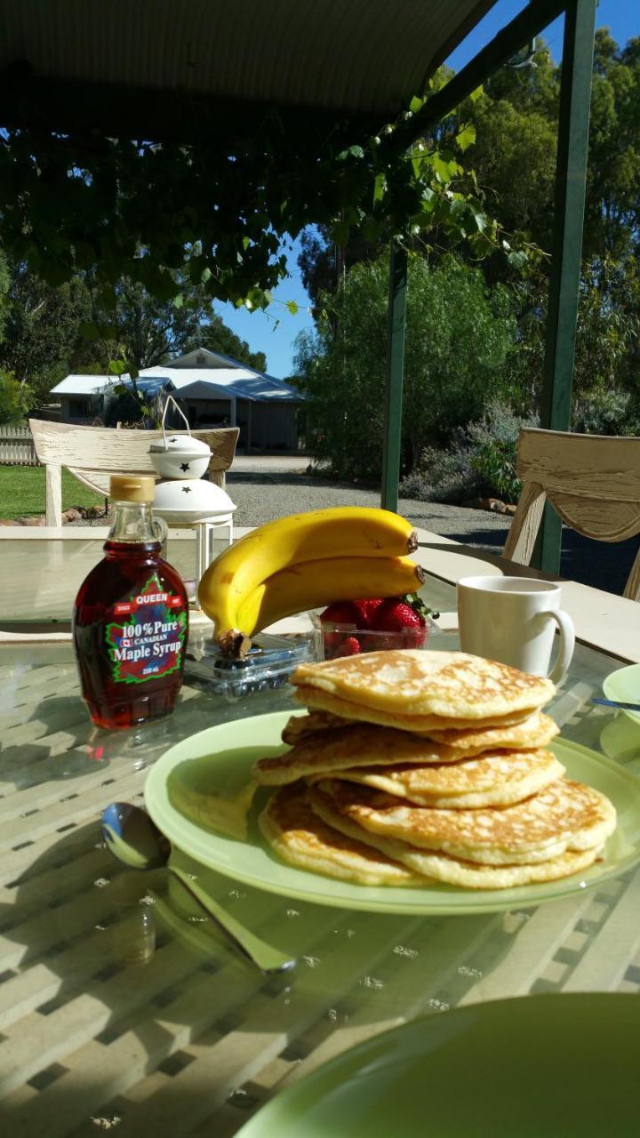 Amy'S House Bed & Breakfast Auburn Екстер'єр фото