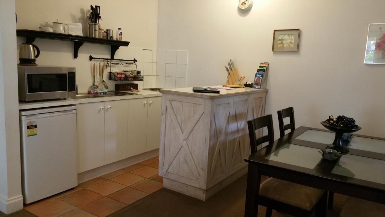 Amy'S House Bed & Breakfast Auburn Екстер'єр фото