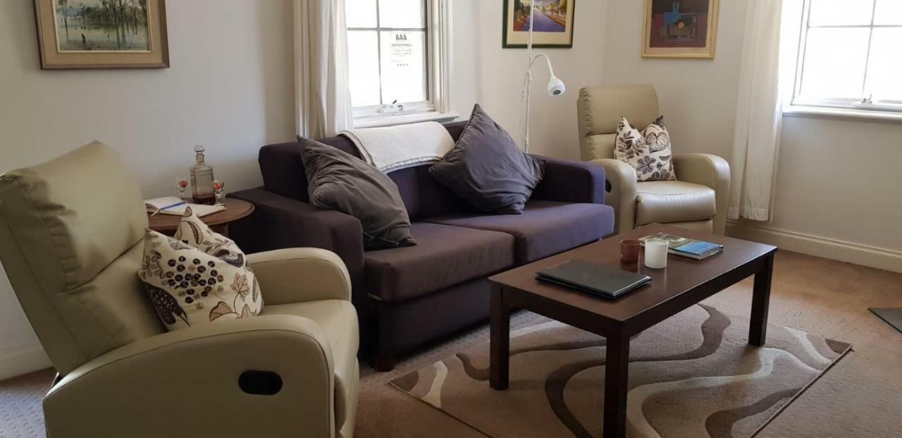 Amy'S House Bed & Breakfast Auburn Екстер'єр фото